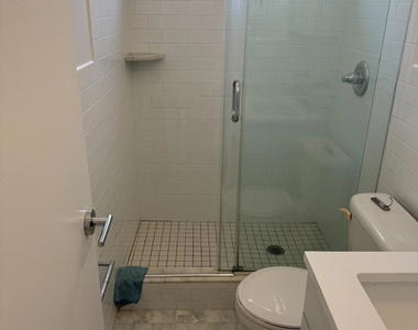East 89th Street - Photo Thumbnail 8