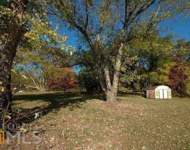 2101 Sandy Plains Road - Photo Thumbnail 42