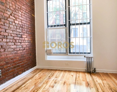 40 Clinton Street - Photo Thumbnail 2