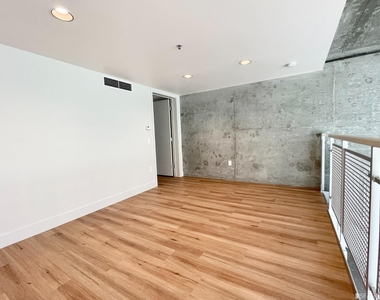 200 Brannan Street - Photo Thumbnail 14