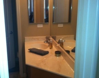 1325 South Meadows Parkway Unit 622 - Photo Thumbnail 4