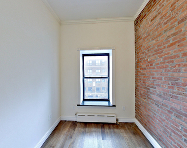 422 West 51st Street, New York, NY 10019 - Photo Thumbnail 3