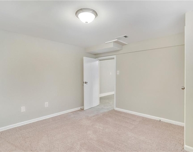 3152 Delmar Lane Nw - Photo Thumbnail 16