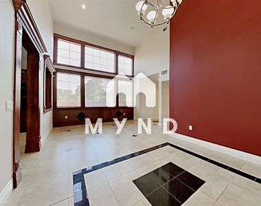 4490 Zev Ct - Photo Thumbnail 9