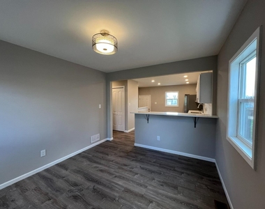 8948 Hook Street - Photo Thumbnail 9