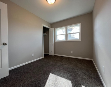 8948 Hook Street - Photo Thumbnail 15