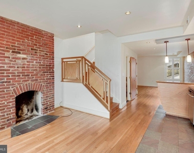 3065 M St Nw #a - Photo Thumbnail 13