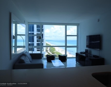 6801 Collins Ave - Photo Thumbnail 5