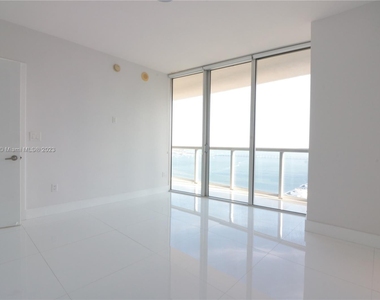 495 Brickell Ave - Photo Thumbnail 23