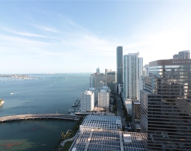 495 Brickell Ave - Photo Thumbnail 43