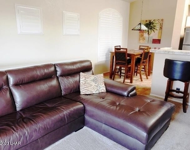 1650 Smoketree Ave - Photo Thumbnail 6