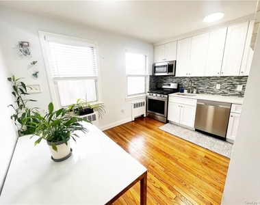 2 Soundview Avenue - Photo Thumbnail 8