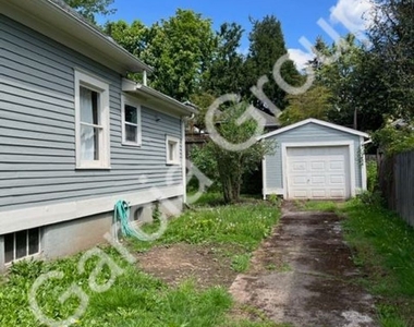 4524 Ne 6th Ave - Photo Thumbnail 14