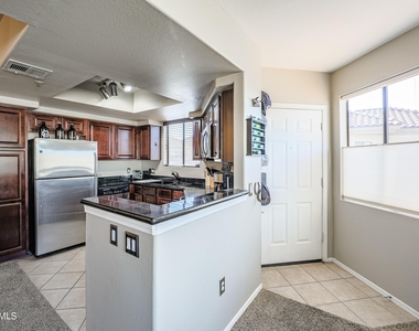 4925 E Desert Cove Avenue - Photo Thumbnail 15