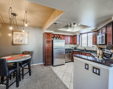 4925 E Desert Cove Avenue - Photo Thumbnail 16