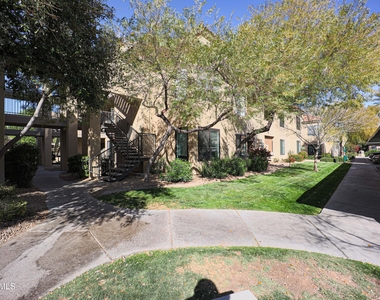 4925 E Desert Cove Avenue - Photo Thumbnail 5