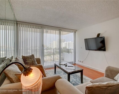 531 N Ocean Blvd - Photo Thumbnail 4