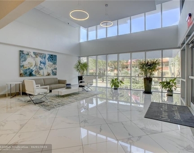 531 N Ocean Blvd - Photo Thumbnail 1