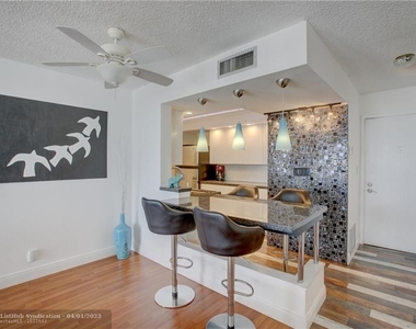 531 N Ocean Blvd - Photo Thumbnail 11