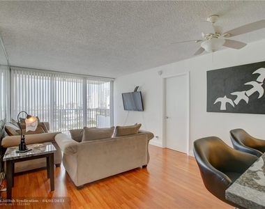 531 N Ocean Blvd - Photo Thumbnail 3