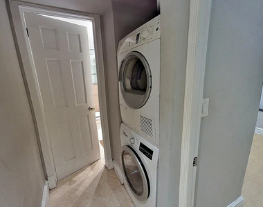 330 East 100th Street - Photo Thumbnail 3