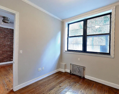 330 East 100th Street - Photo Thumbnail 5