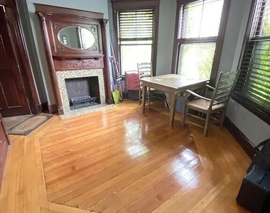 37 Ridgemont St Apt 1e - Photo Thumbnail 21