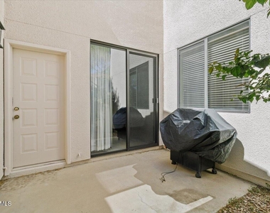 8270 N Hayden Road - Photo Thumbnail 5