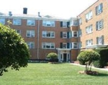 526 Michigan Avenue - Photo Thumbnail 1