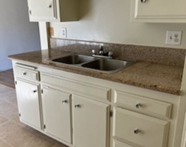 2621 28th St. - Photo Thumbnail 2