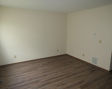 2265 Hughey Drive - Photo Thumbnail 11