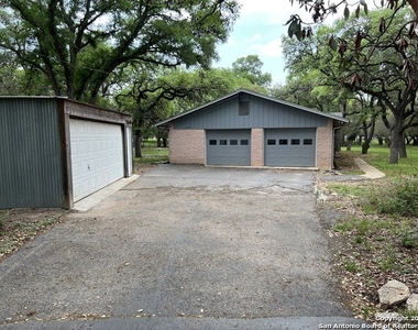 1213 Antler Dr - Photo Thumbnail 25