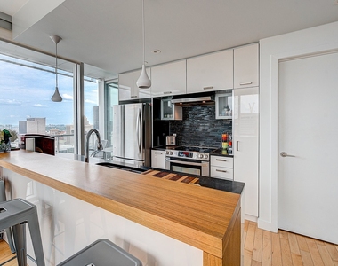 495 Av. Viger O. #2105 - Photo Thumbnail 5