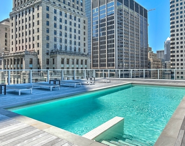 495 Av. Viger O. #2105 - Photo Thumbnail 18