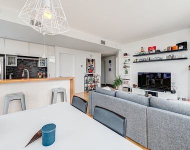 495 Av. Viger O. #2105 - Photo Thumbnail 4
