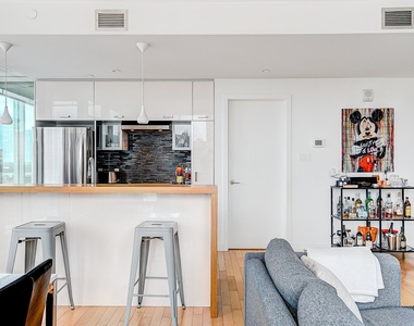 495 Av. Viger O. #2105 - Photo Thumbnail 6