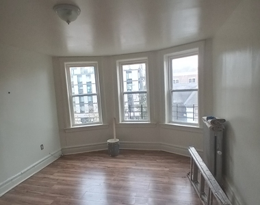 May St, New Rochelle NY 10801 - Photo Thumbnail 2