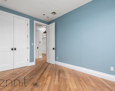 1028 Madison Street - Photo Thumbnail 8