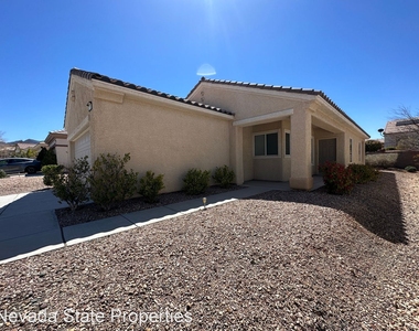 2855 Sapphire Desert Dr - Photo Thumbnail 24