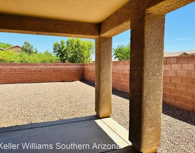 7719 E Fair Meadows Loop - Photo Thumbnail 24