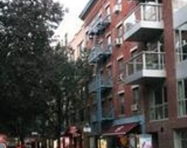 Stanton Street - Photo Thumbnail 2