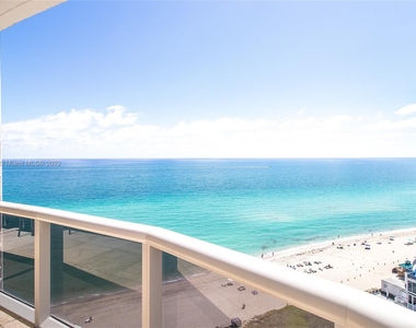 15901 Collins Ave - Photo Thumbnail 4