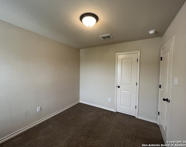 6642 Mia Way - Photo Thumbnail 21