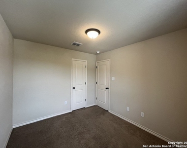 6642 Mia Way - Photo Thumbnail 20