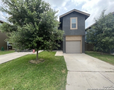 6642 Mia Way - Photo Thumbnail 0