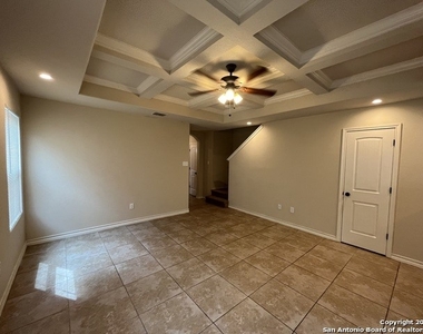 7003 Donovan Way - Photo Thumbnail 3