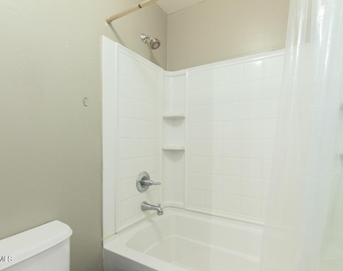 2644 S 257th Avenue - Photo Thumbnail 24