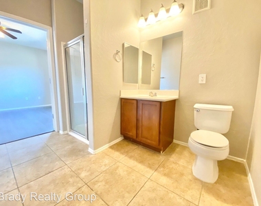 6868 Sky Pointe Drive #1035 - Photo Thumbnail 19