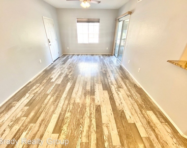 6868 Sky Pointe Drive #1035 - Photo Thumbnail 2