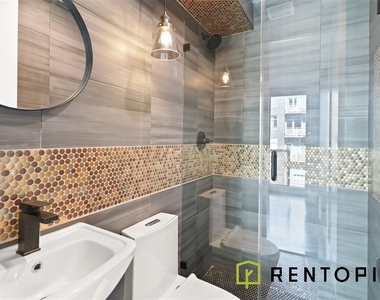 383 Union Avenue - Photo Thumbnail 6